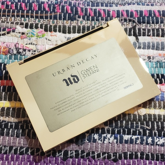 Urban Decay × Gwen Stefani eyeshadow palette - Picture 4 of 5